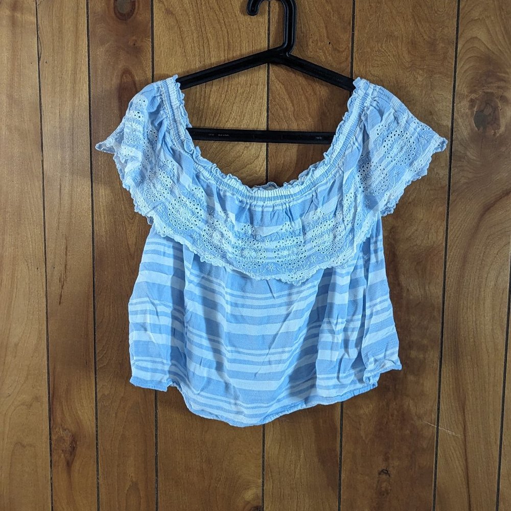 American Eagle Outfitters Off the Shoulder Blouse